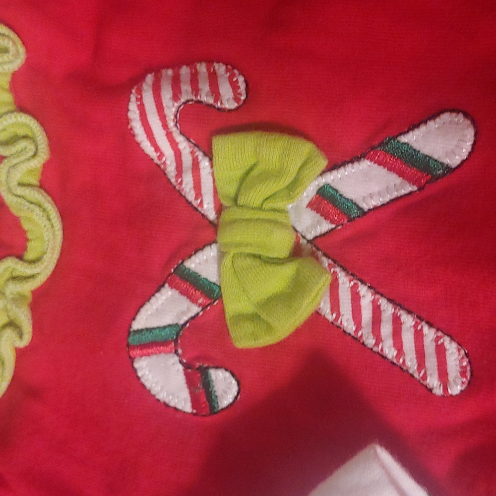 Christmas Top - Picture 2 of 3